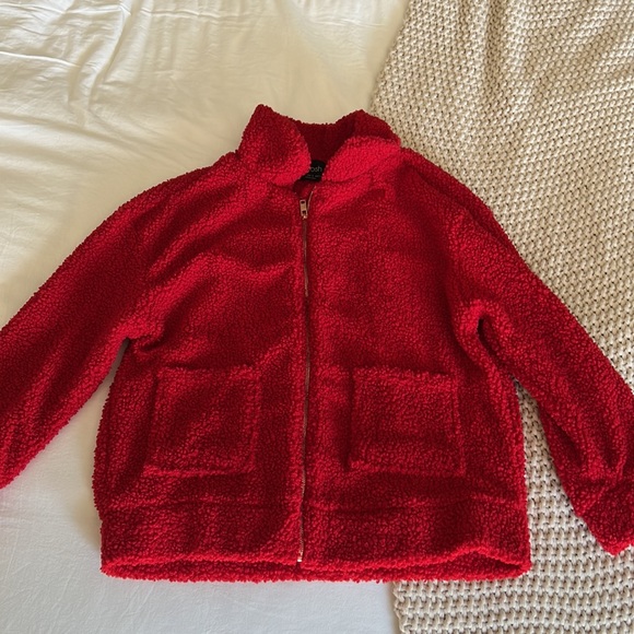 Red Sherpa jacket - Picture 4 of 6